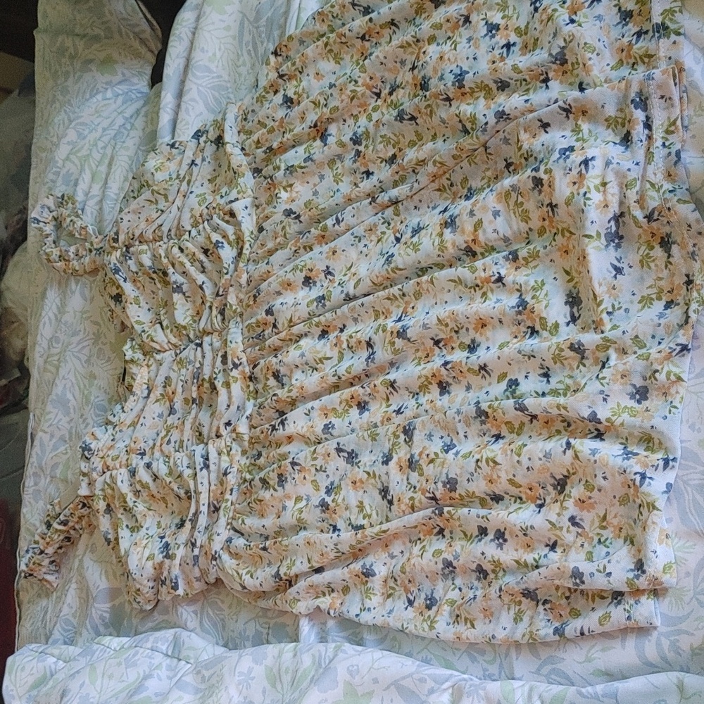 Torrid Floral Print Tank Top - White and Blue